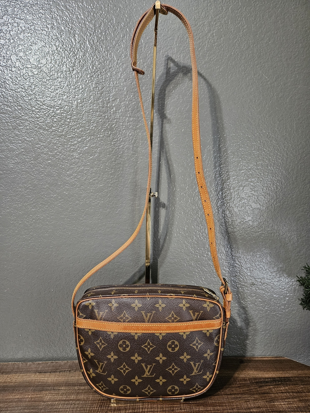 Authentic Louis Vuitton Vintage Jeune Fille Mm Monogram - Picture 2 of 15